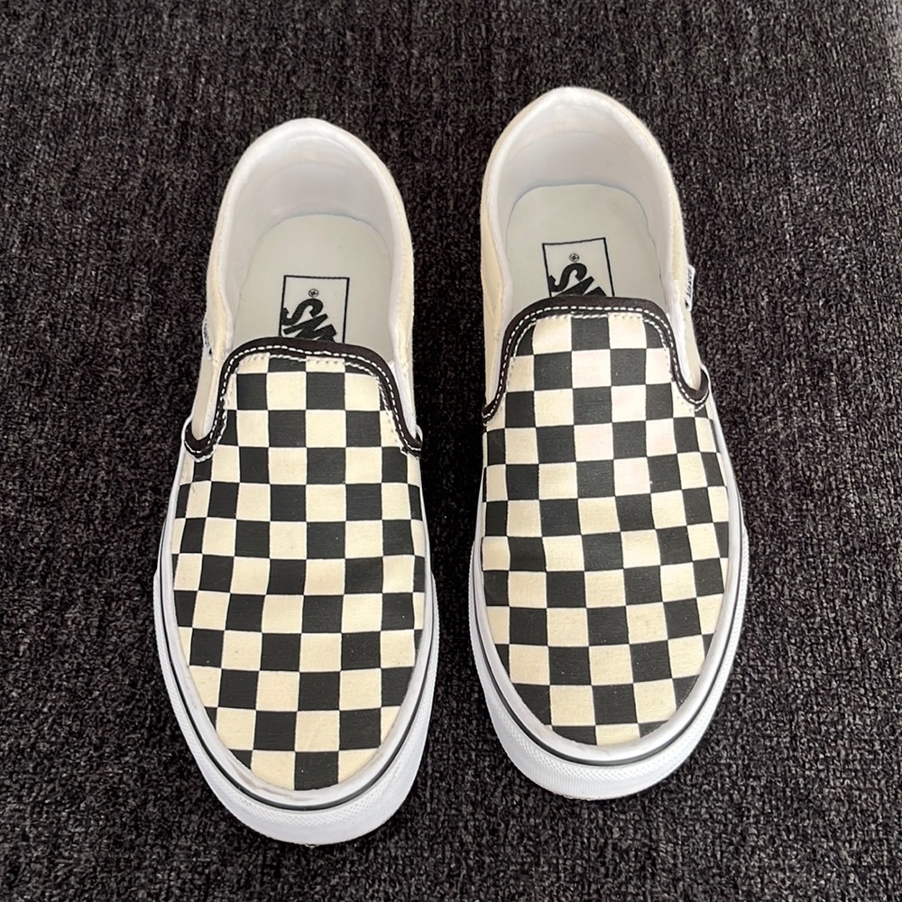 Women’s checkered vans, size 6
